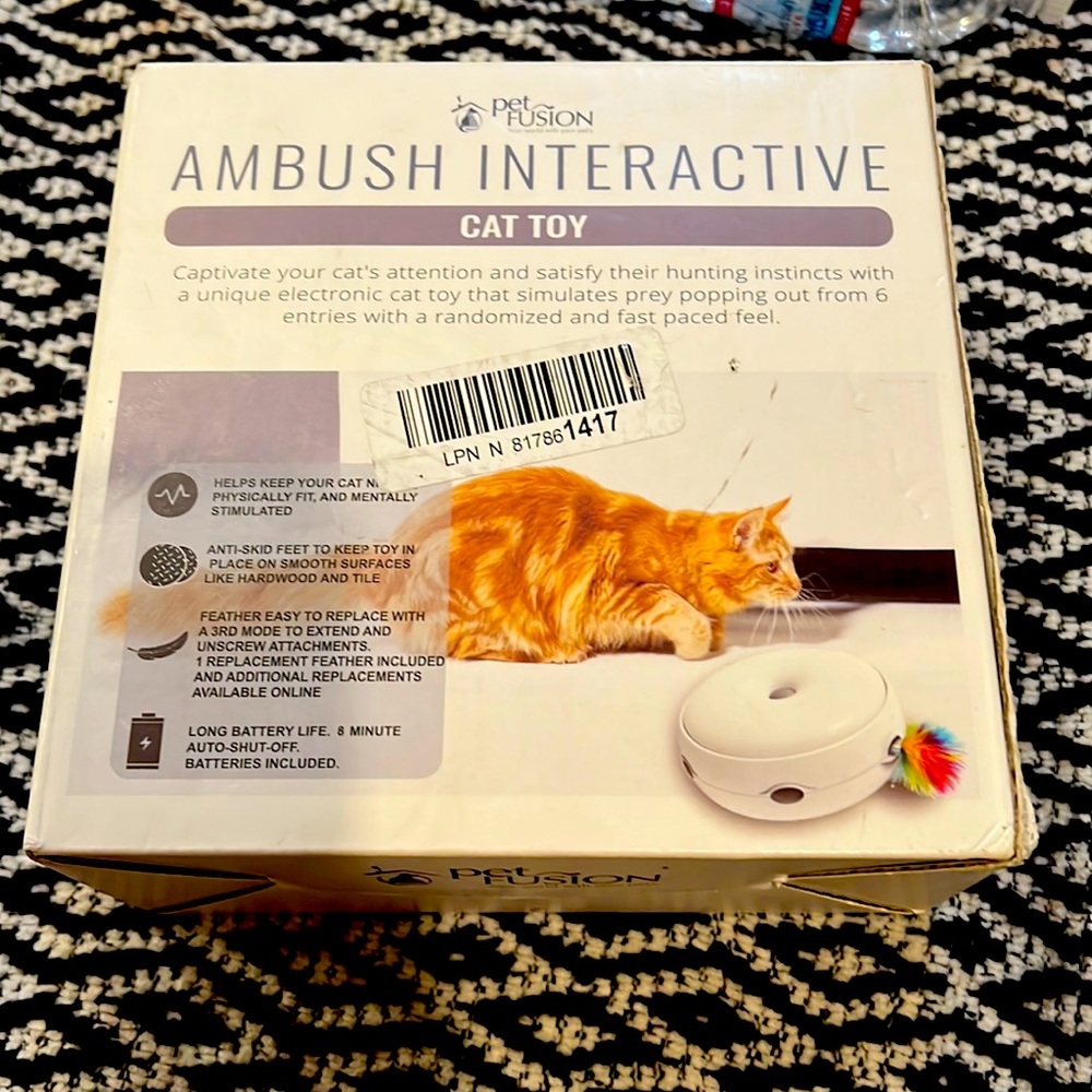 Cat Toy ambush interactive